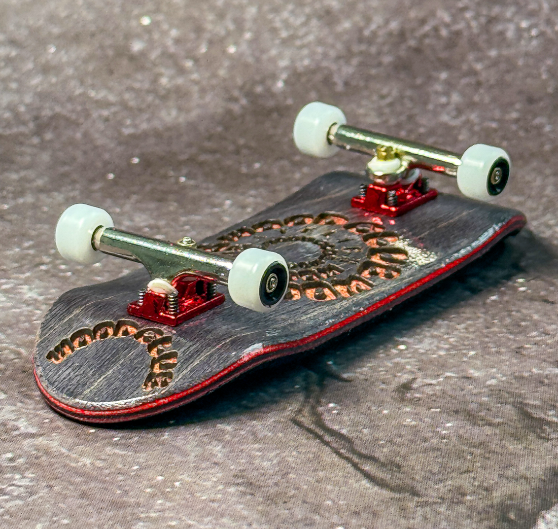 Fingerboard WoodClub ATELIER 33,7 mm - "Lunar Black"